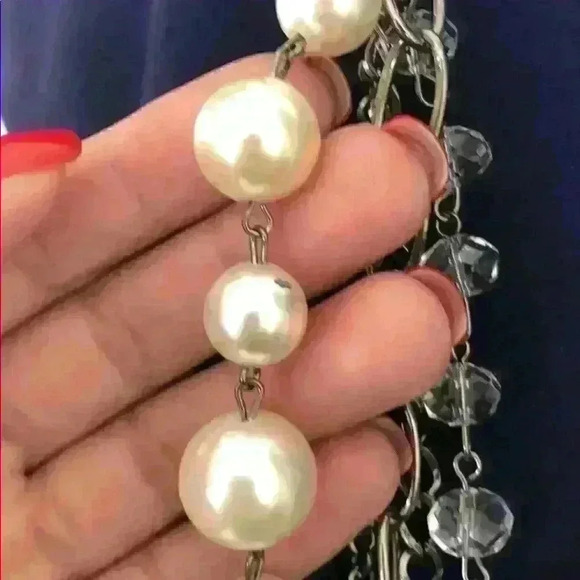 5 Layered Statement Pearl Crystal Necklace - Picture 7 of 7